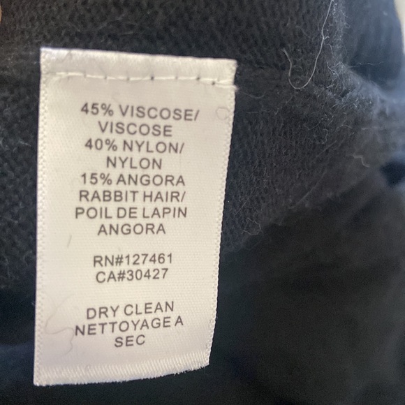 WildFox white label black sweater - Picture 5 of 5